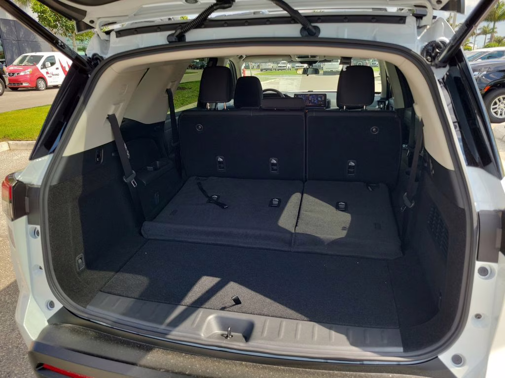 2026 Everest White Pearl Tricoat Nissan Pathfinder SV FWD SUV