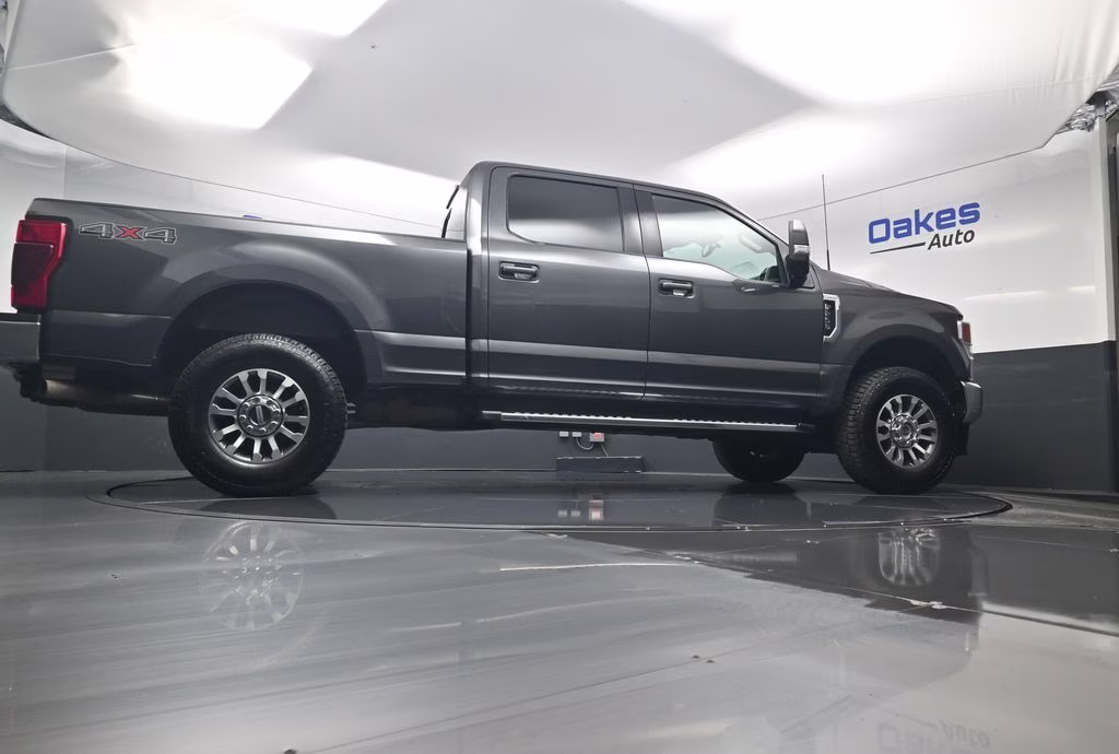 2020 Magnetic Ford Super Duty F-250 SRW Lariat 4X4 Truck