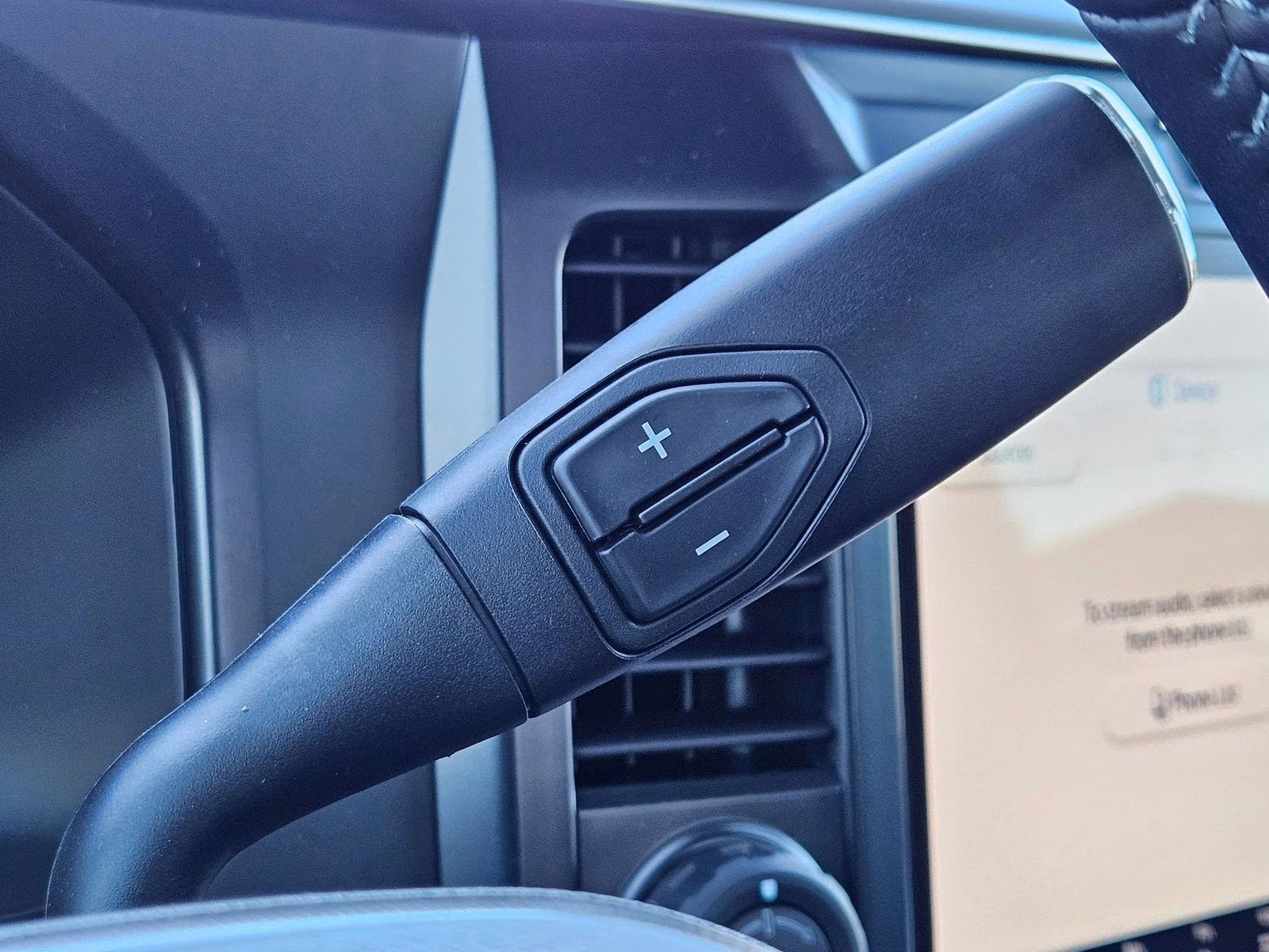 2026 Gray Metallic Ford Super Duty F-350 SRW Platinum 4X4 Truck