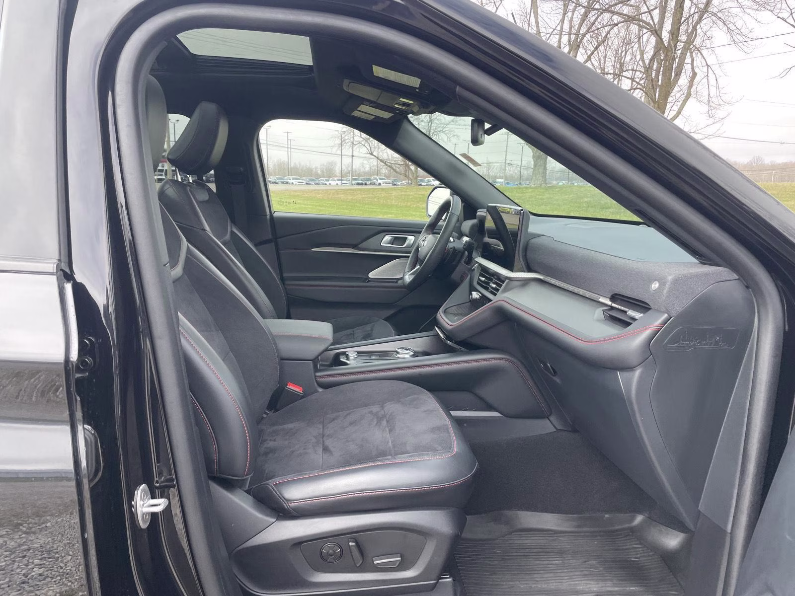 2025 Agate Black Ford Explorer ST 4X4 SUV