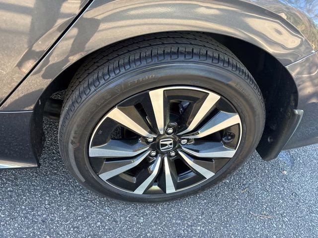 2022 Honda Civic EX FWD Sedan