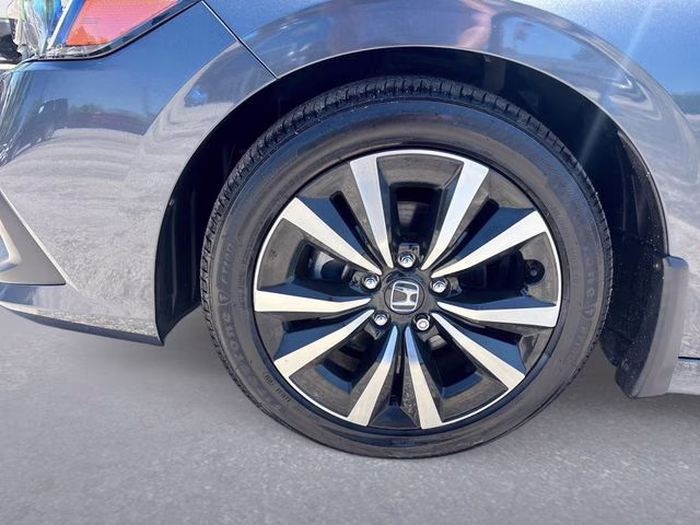 2022 Sonic Gray Pearl Honda Civic EX FWD Sedan