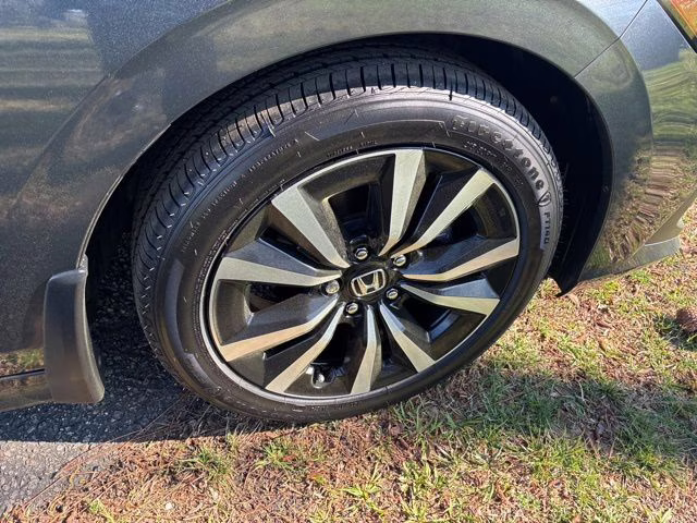 2022 Honda Civic EX FWD Sedan