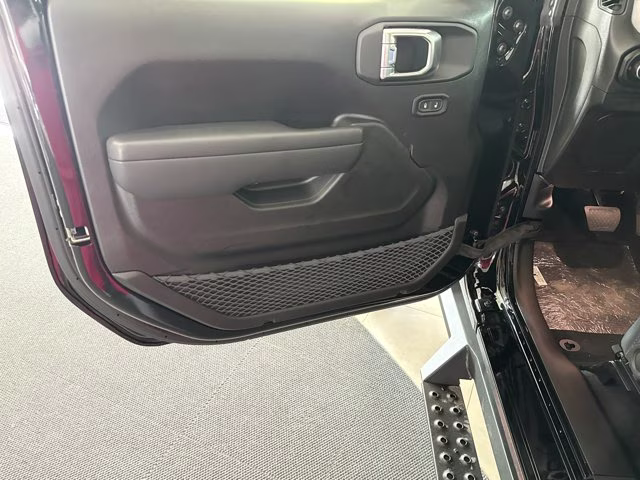 2026 Black Clearcoat Jeep Gladiator Sport 4X4 Truck