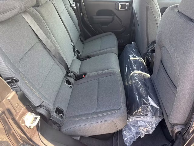 2026 Granite Crystal Metallic Clearcoat Jeep Gladiator Sport 4X4 Truck