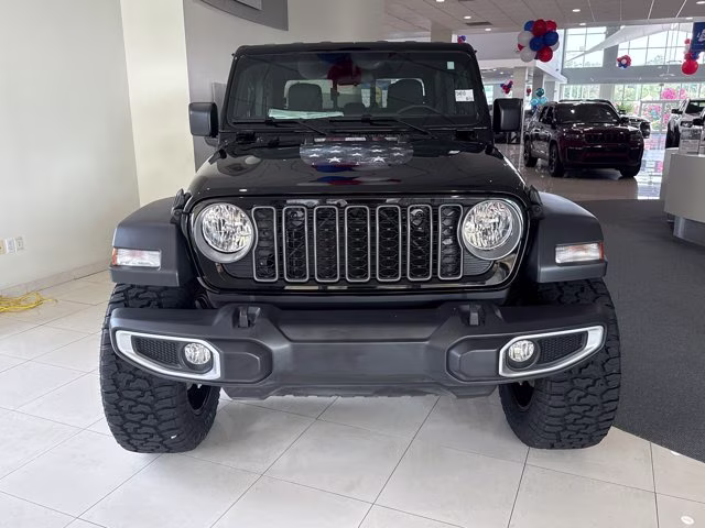 2026 Black Clearcoat Jeep Gladiator Sport 4X4 Truck