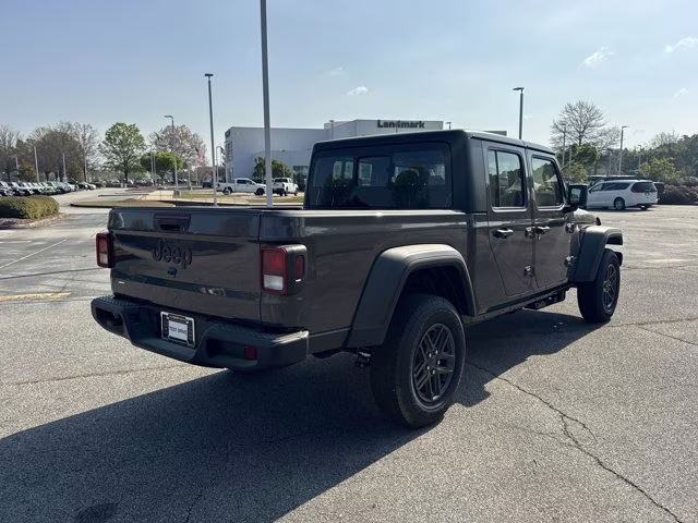 2026 Granite Crystal Metallic Clearcoat Jeep Gladiator Sport 4X4 Truck