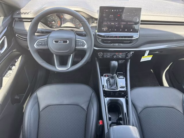 2026 Bright White Clearcoat Jeep Compass Latitude Altitude 4X4 SUV