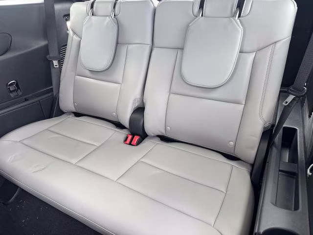 2026 White Metallic Ford Explorer Active RWD SUV