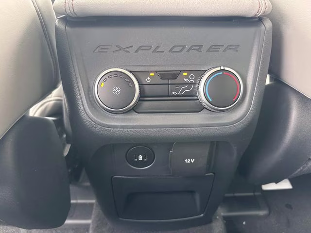 2026 White Metallic Ford Explorer Active RWD SUV