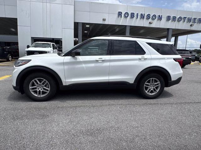2026 White Metallic Ford Explorer Active RWD SUV
