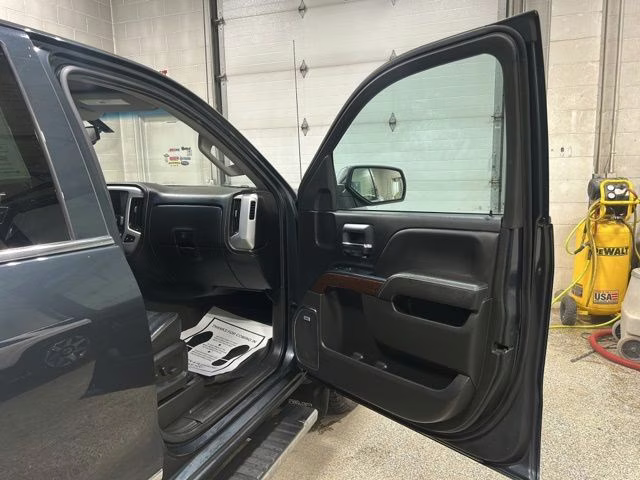 2018 Dark Slate Metallic GMC Sierra 1500 SLT 4X4 Truck