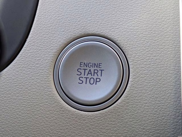 2023 Amazon Gray Hyundai Tucson SEL FWD SUV