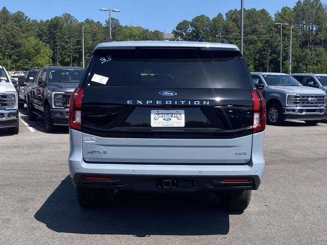 2026 Glacier Gray Metallic Tri-Coat Ford Expedition Max Active 4X4 SUV