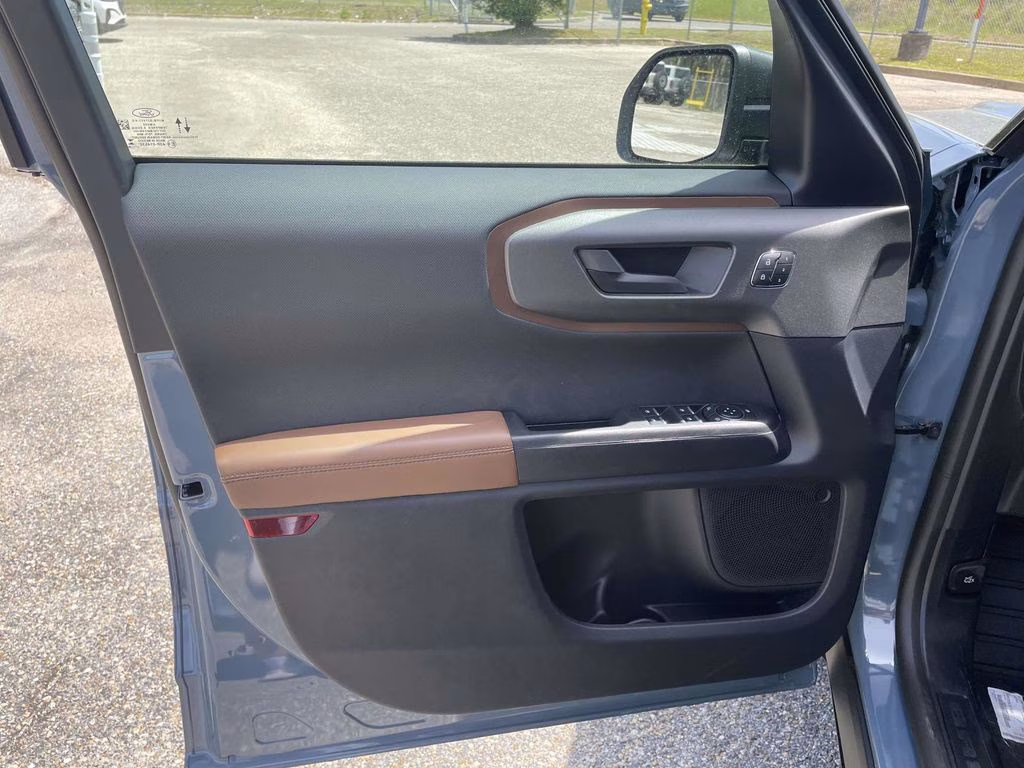 2026 Azure Gray Metallic Tri-Coat Ford Bronco Sport Outer Banks 4X4 SUV