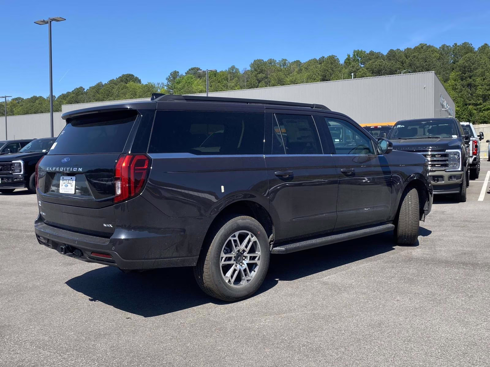 2026 Gray Metallic Ford Expedition Max Active RWD SUV
