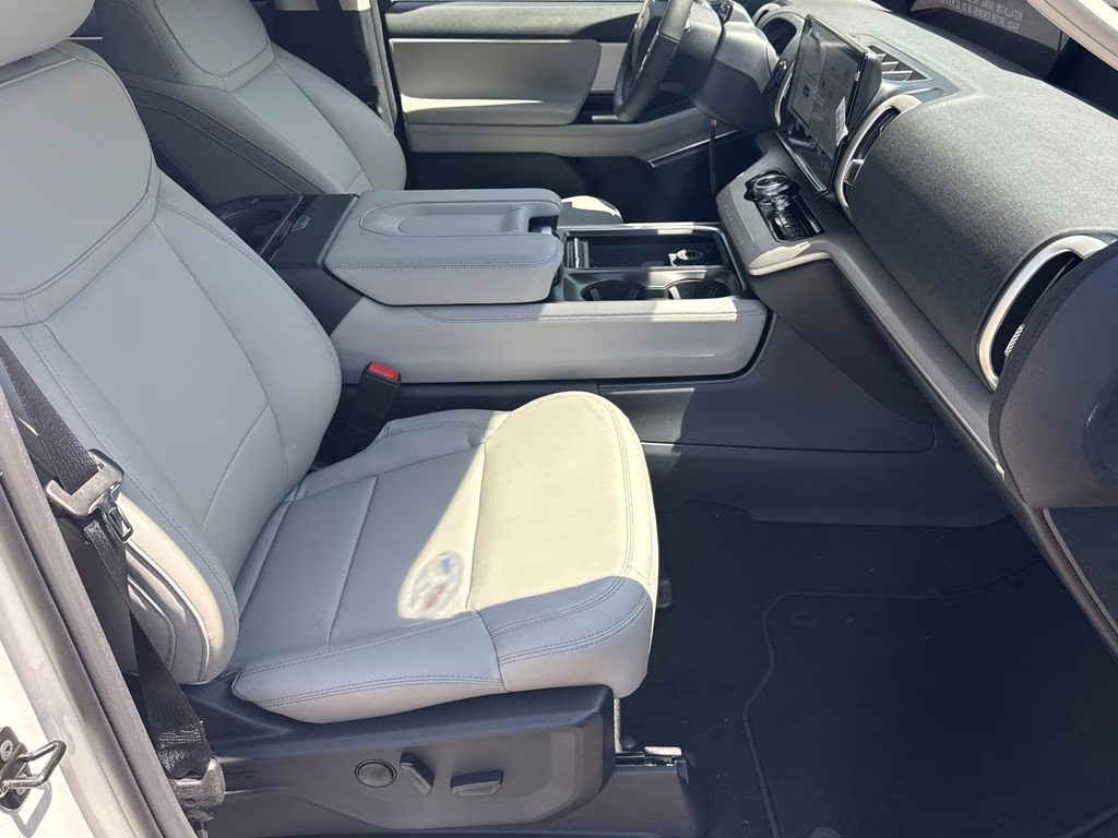 2026 White Ford Expedition Max Active 4X4 SUV