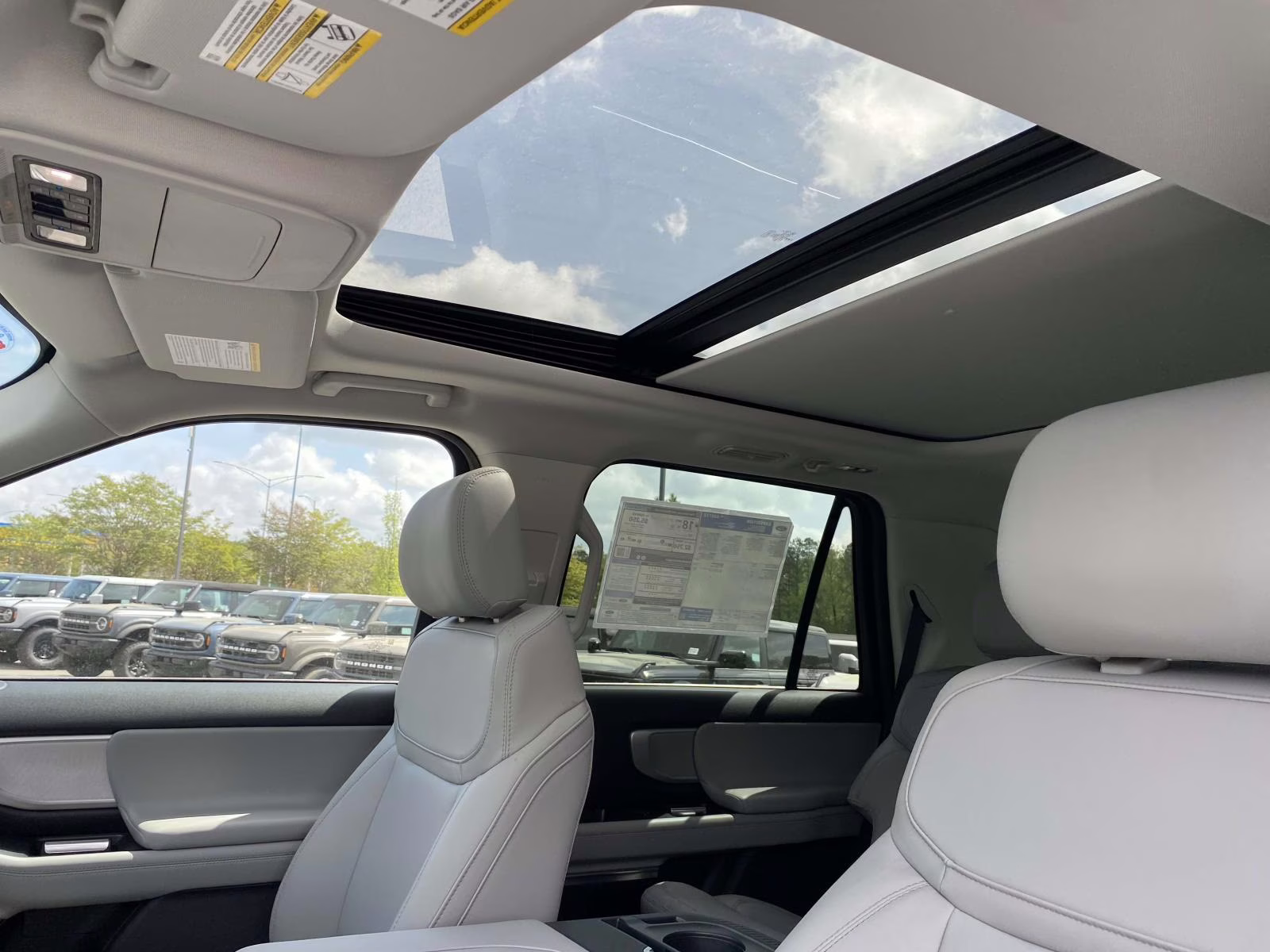 2026 White Ford Expedition Active 4X4 SUV