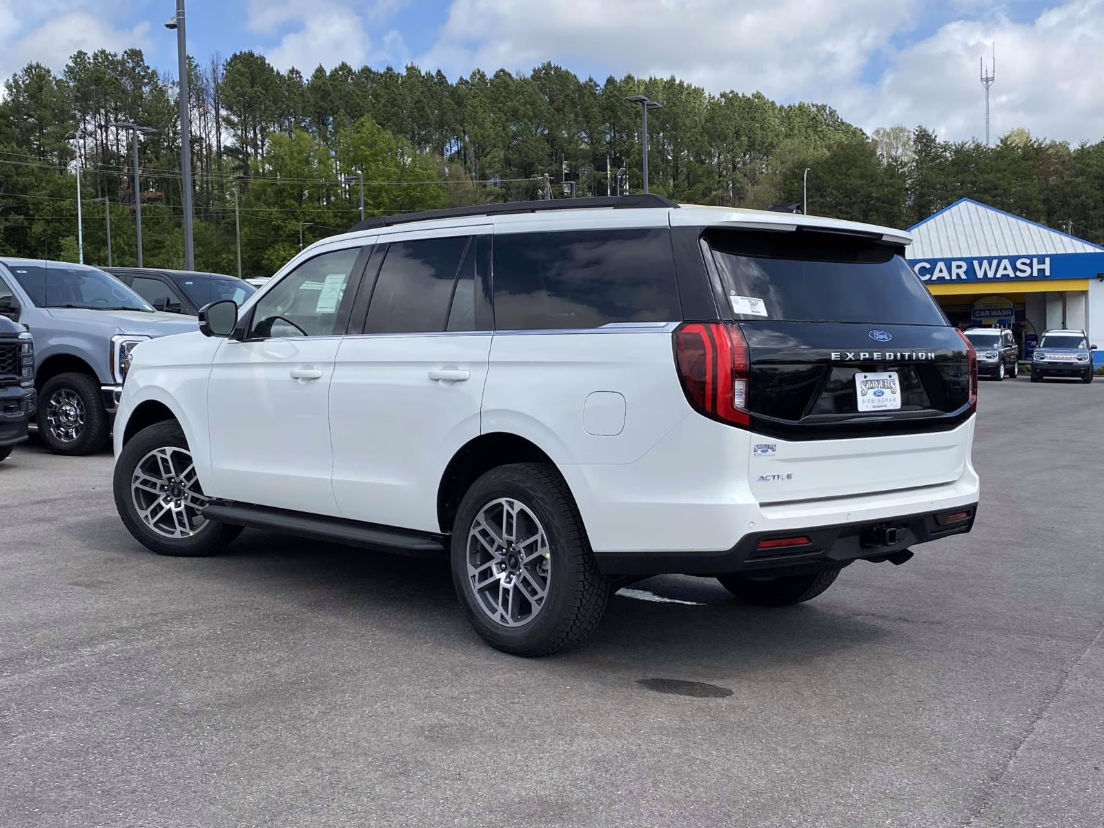 2026 White Ford Expedition Active 4X4 SUV