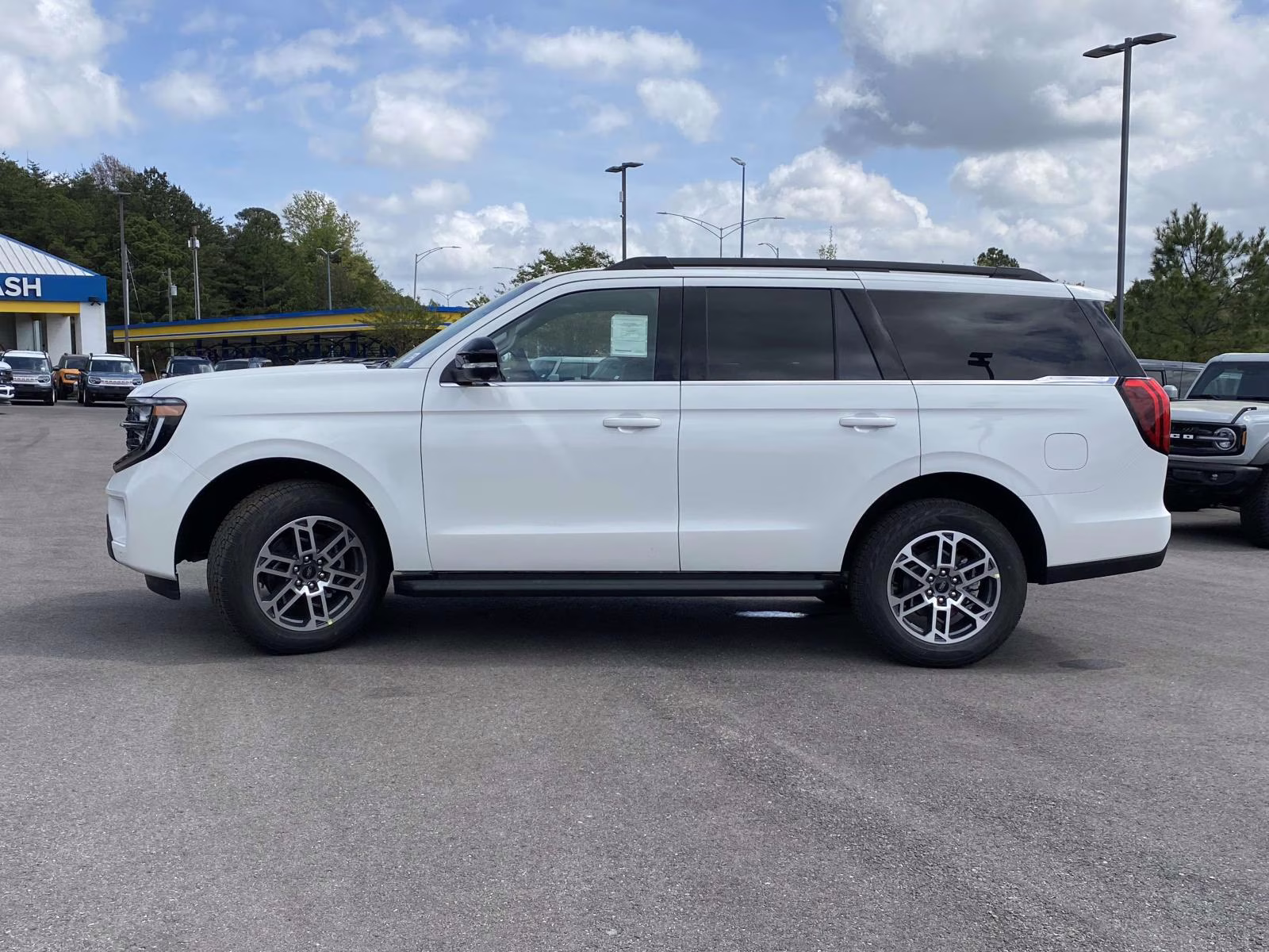 2026 White Ford Expedition Active 4X4 SUV