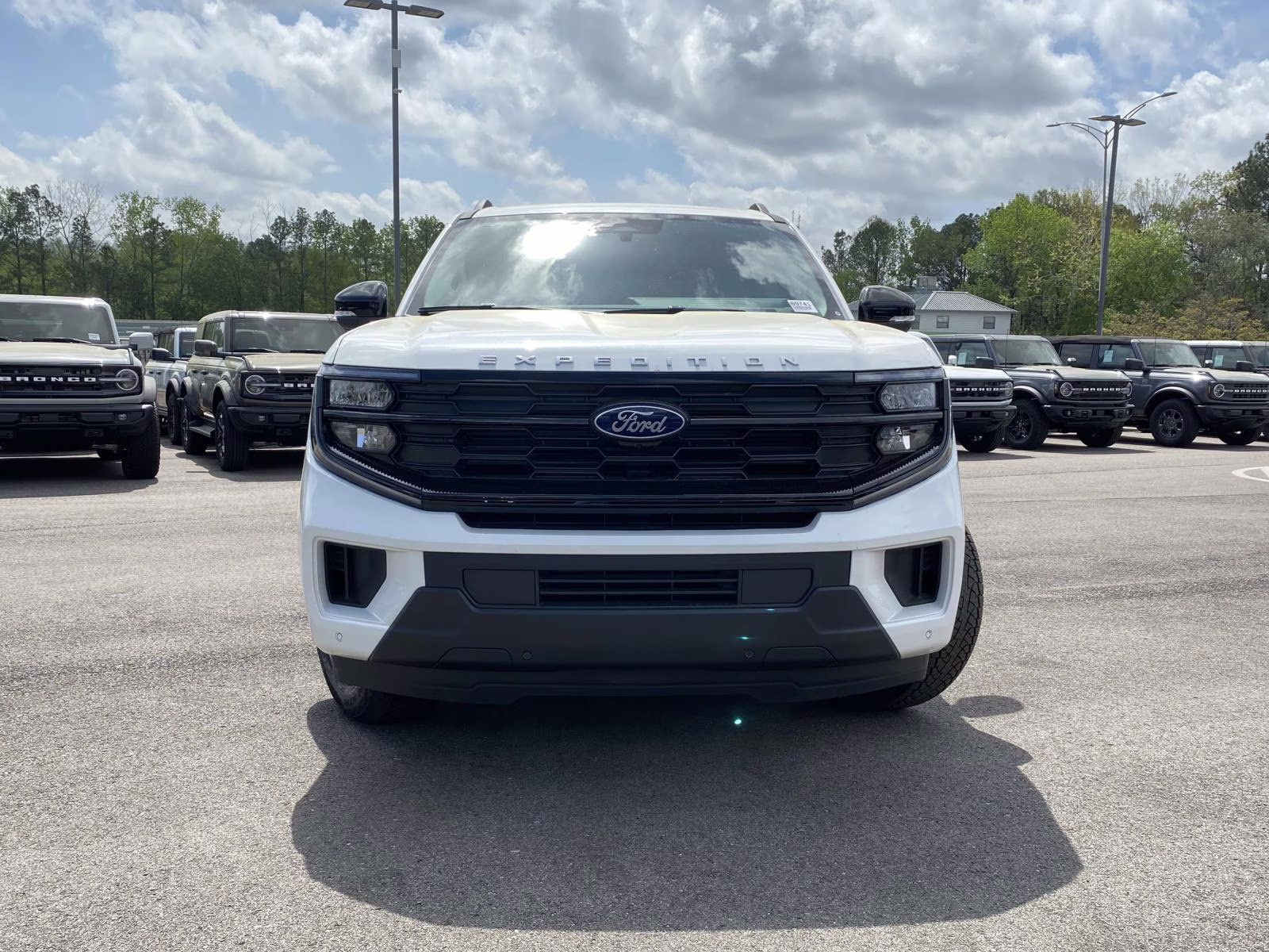 2026 White Ford Expedition Active 4X4 SUV