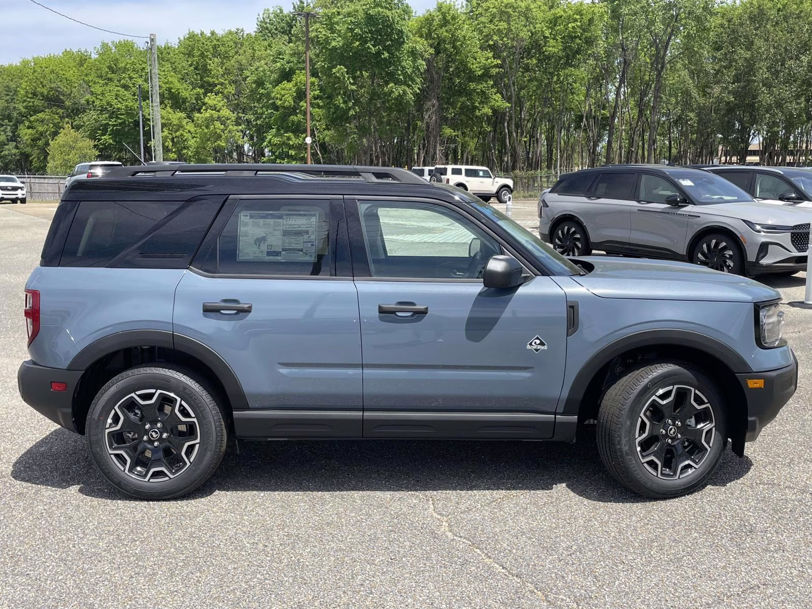 2026 Azure Gray Metallic Tri-Coat Ford Bronco Sport Outer Banks 4X4 SUV