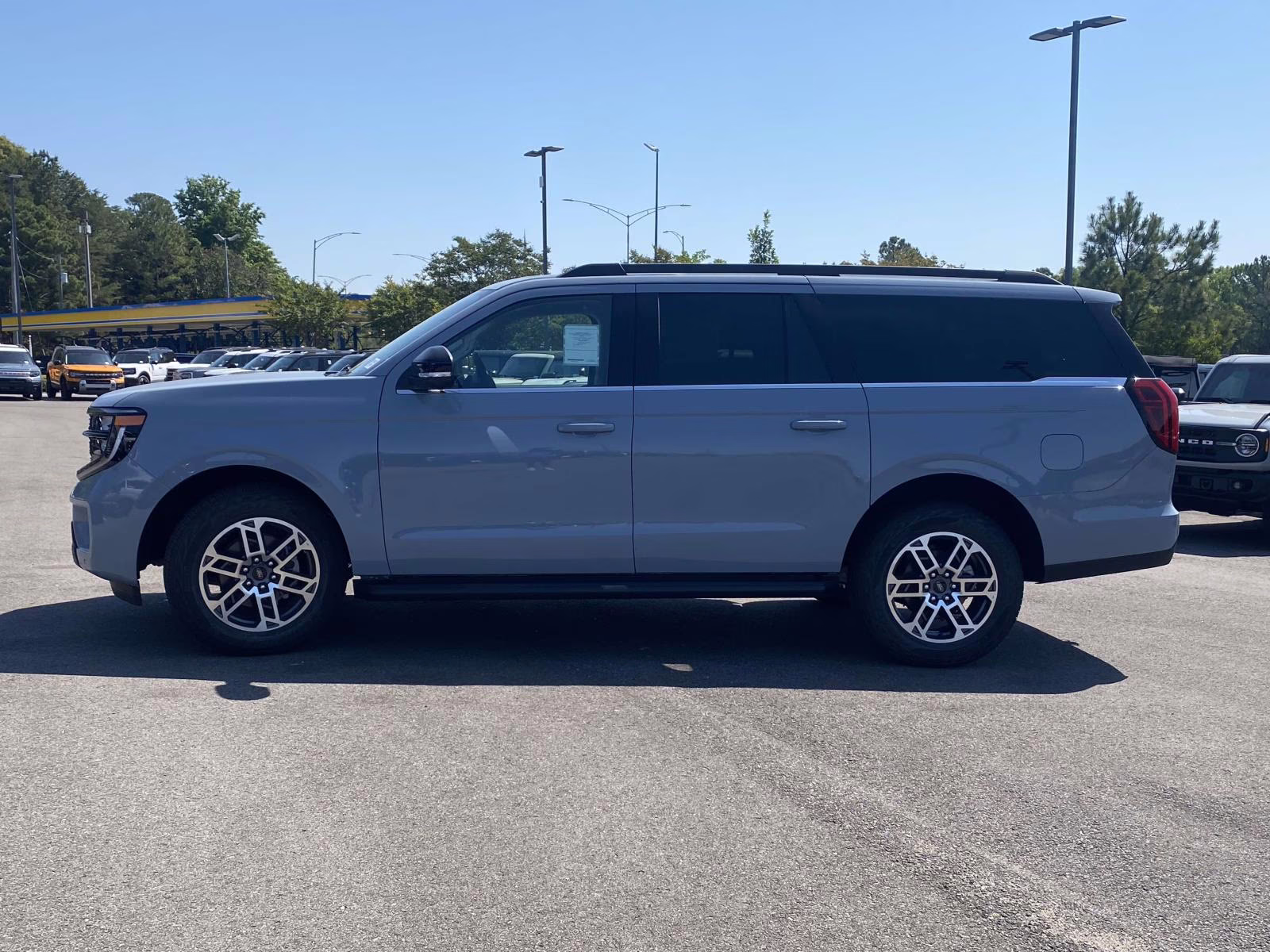 2026 Glacier Gray Metallic Tri-Coat Ford Expedition Max Active 4X4 SUV