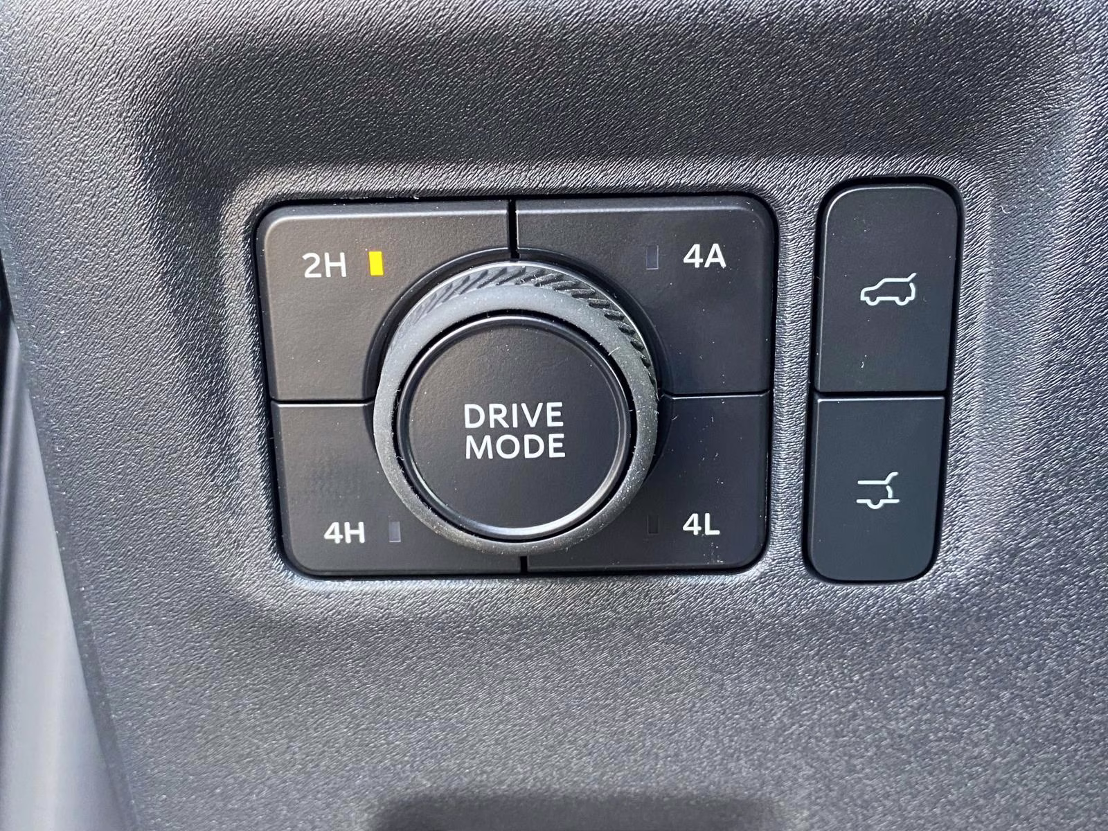 2026 Black Metallic Ford Expedition Active 4X4 SUV