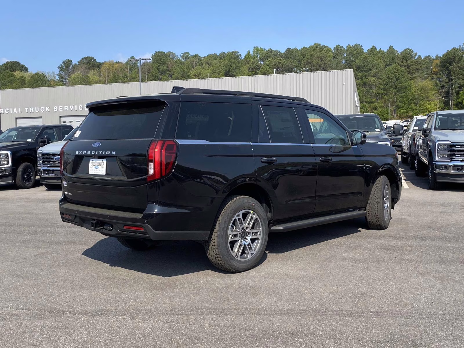 2026 Black Metallic Ford Expedition Active 4X4 SUV