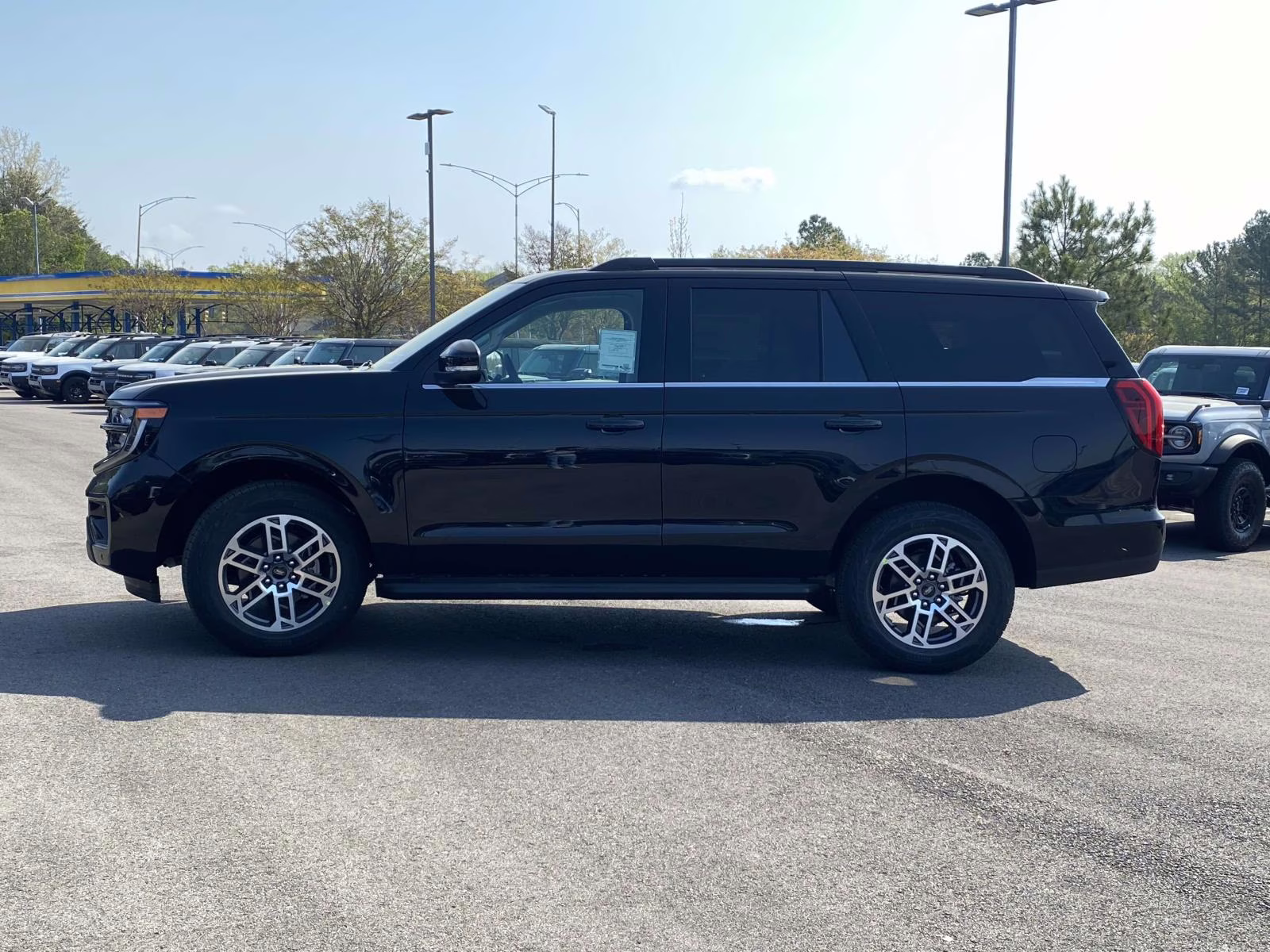 2026 Black Metallic Ford Expedition Active 4X4 SUV