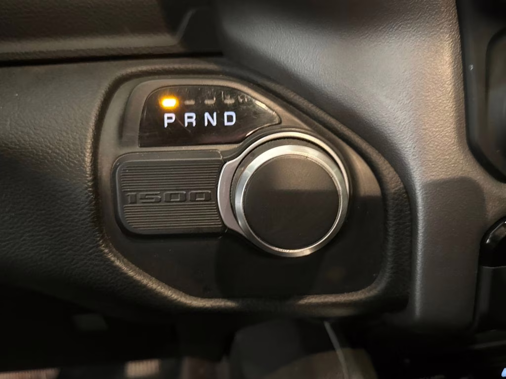 2019 Diamond Black Crystal Pearlcoat Ram 1500 Big Horn/Lone Star RWD Truck