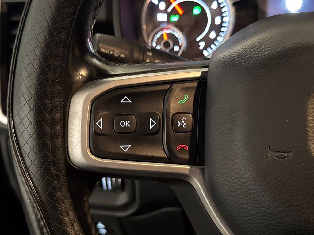 2019 Diamond Black Crystal Pearlcoat Ram 1500 Big Horn/Lone Star RWD Truck