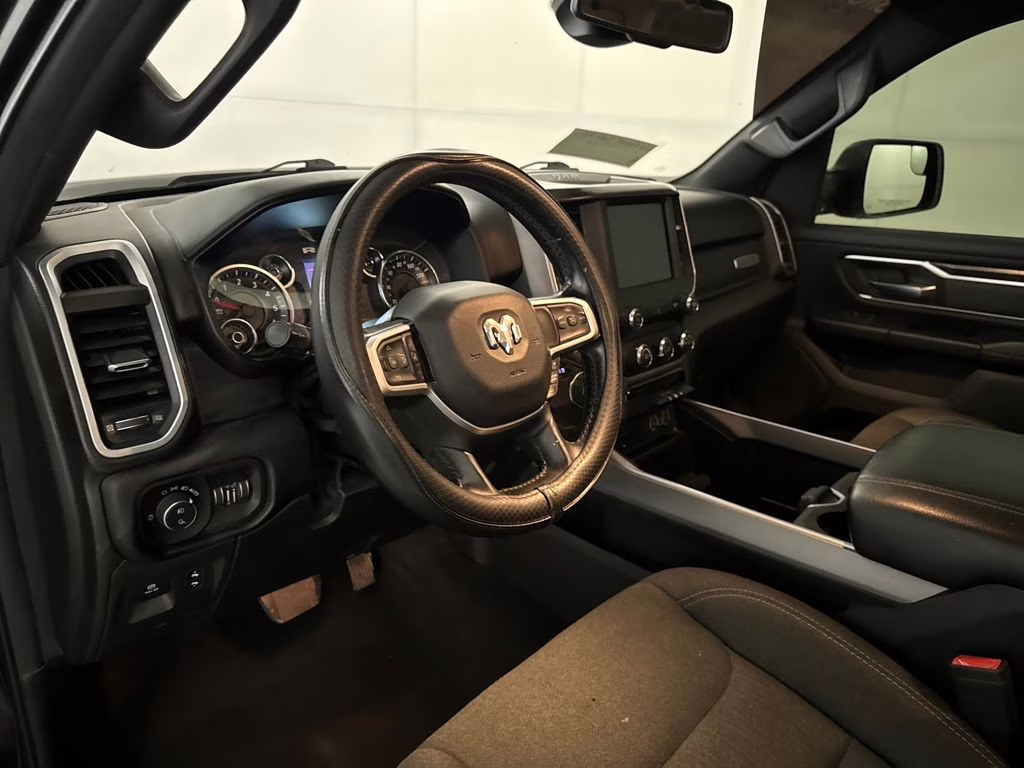 2019 Diamond Black Crystal Pearlcoat Ram 1500 Big Horn/Lone Star RWD Truck