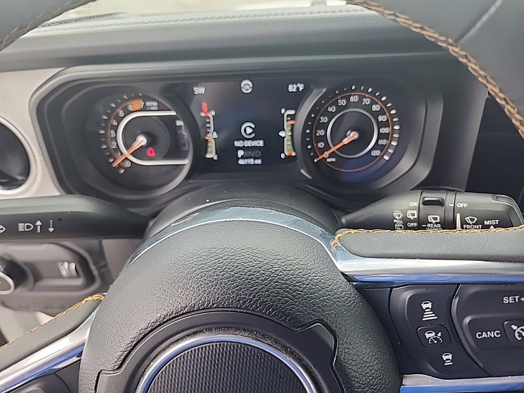 2024 Bright White Clearcoat Jeep Wrangler Sahara 4X4 SUV