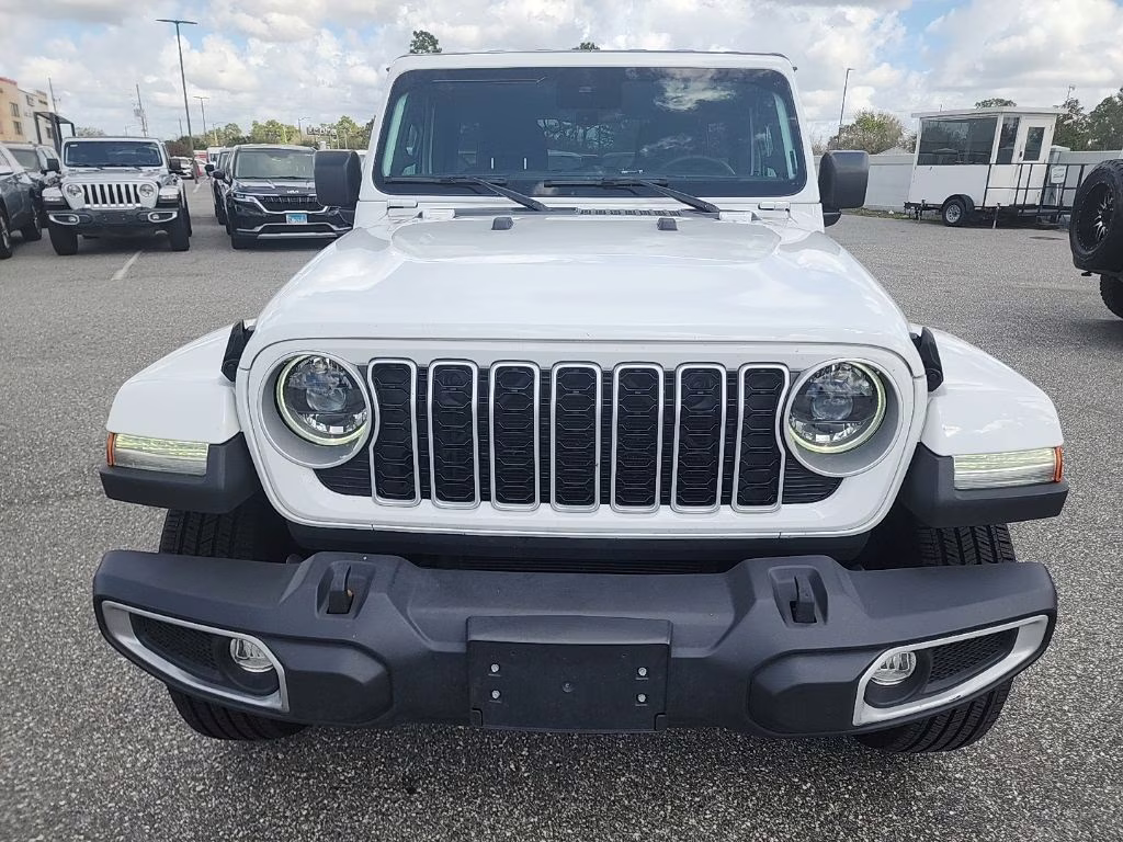 2024 Bright White Clearcoat Jeep Wrangler Sahara 4X4 SUV