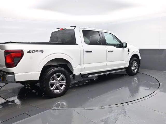 2024 White Ford F-150 XLT 4X4 Truck