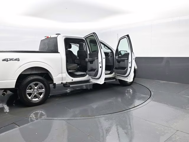 2024 White Ford F-150 XLT 4X4 Truck