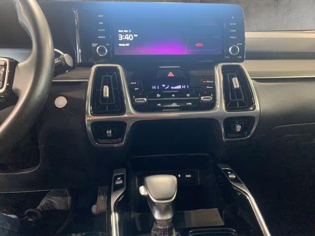 2023 Wolf Gray Kia Sorento SX AWD SUV