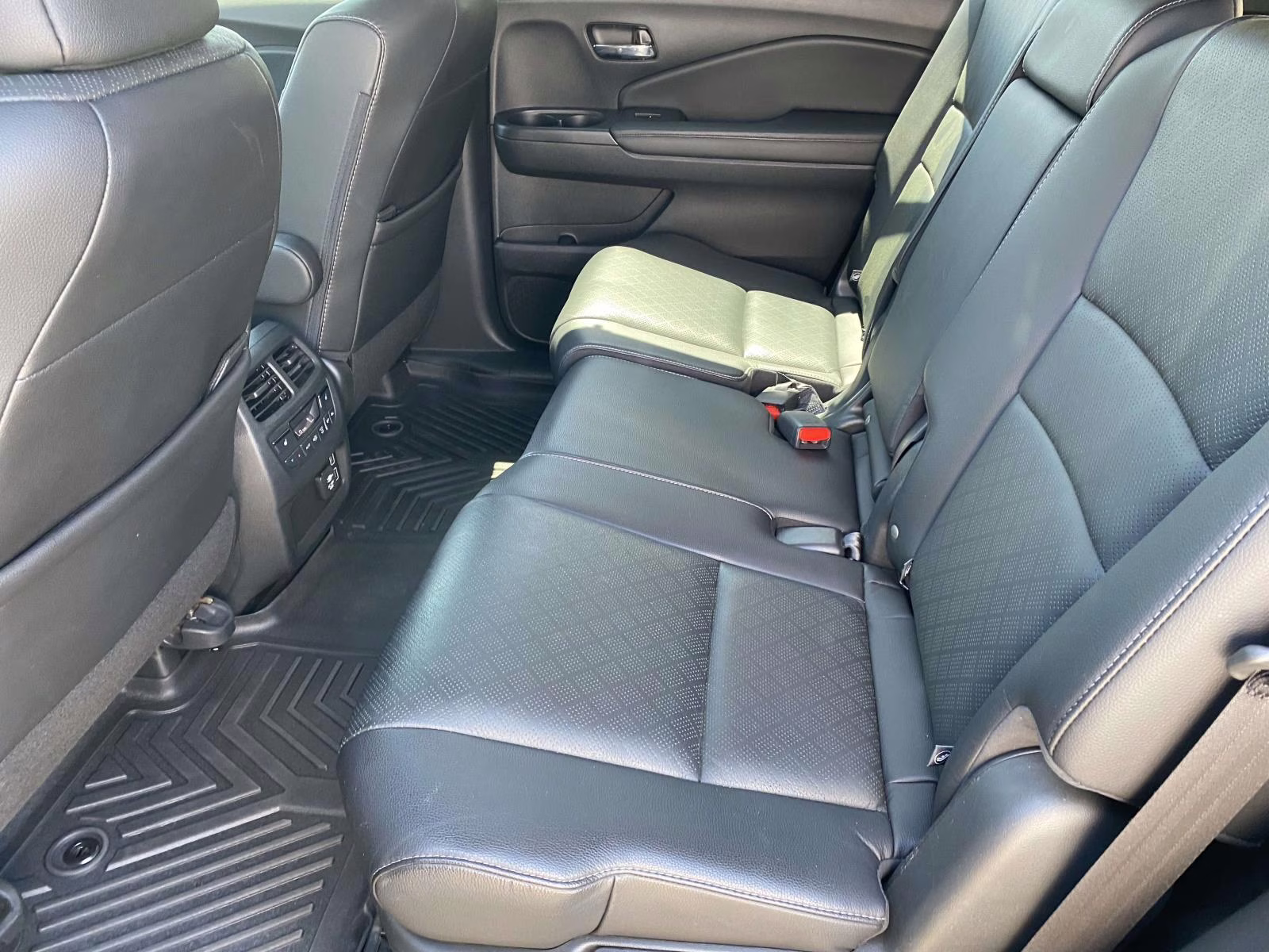 2020 Crystal Black Pearl Honda Passport Elite AWD SUV