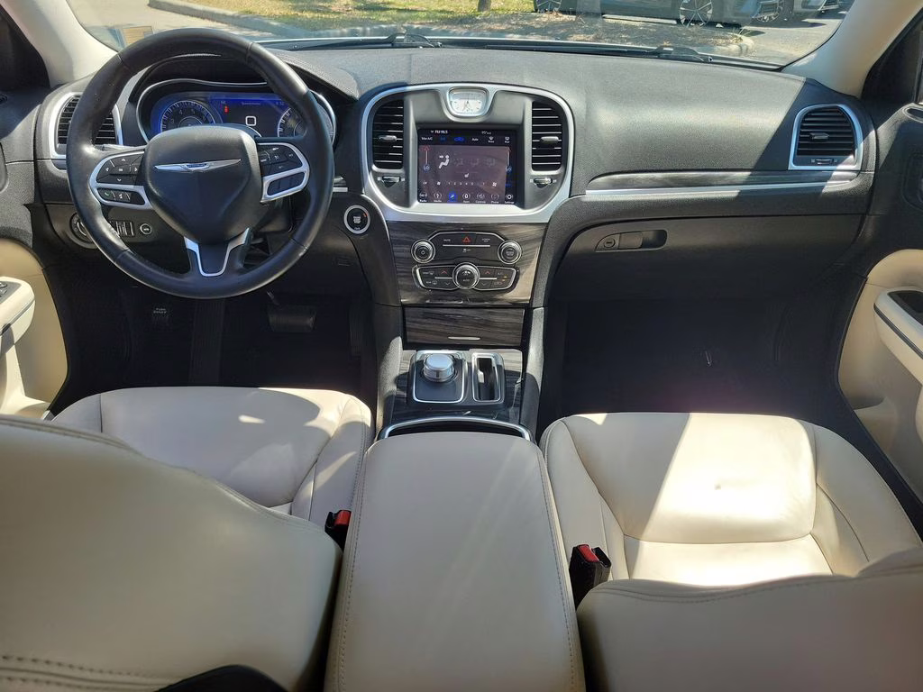 2019 Silver Mist Clearcoat Chrysler 300 Touring L RWD Sedan