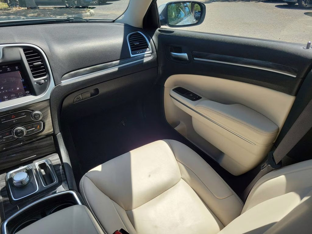 2019 Silver Mist Clearcoat Chrysler 300 Touring L RWD Sedan