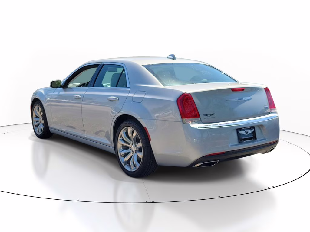 2019 Silver Mist Clearcoat Chrysler 300 Touring L RWD Sedan