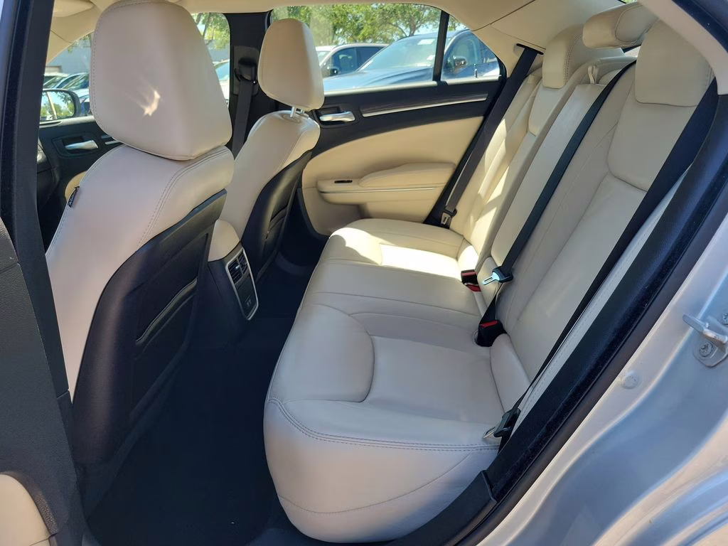 2019 Silver Mist Clearcoat Chrysler 300 Touring L RWD Sedan