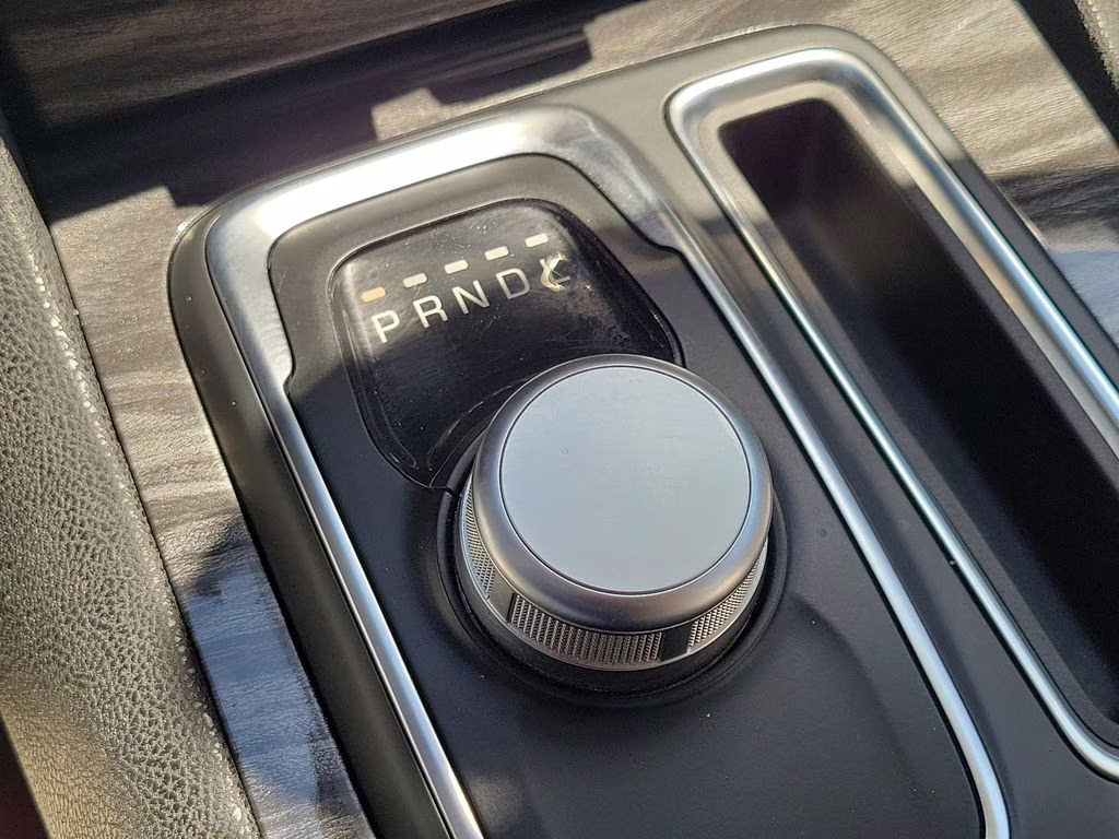 2019 Silver Mist Clearcoat Chrysler 300 Touring L RWD Sedan