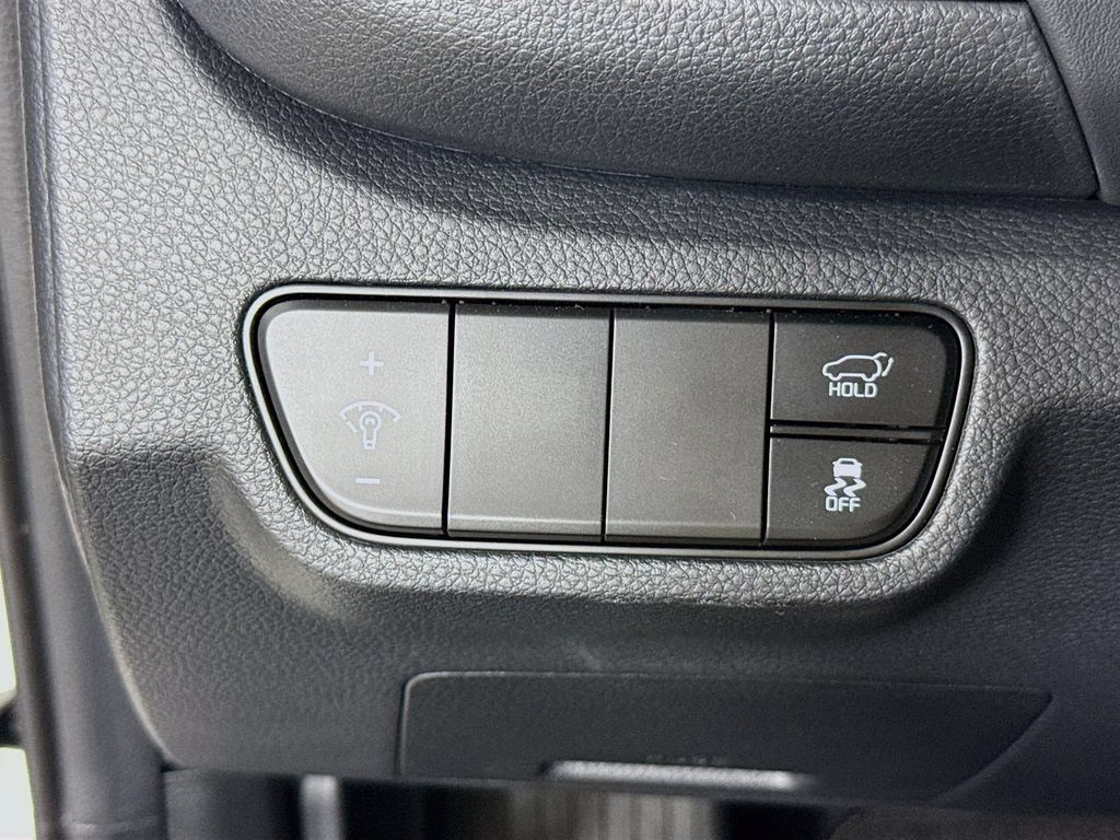 2026 Snow White Pearl Kia Seltos SX AWD SUV