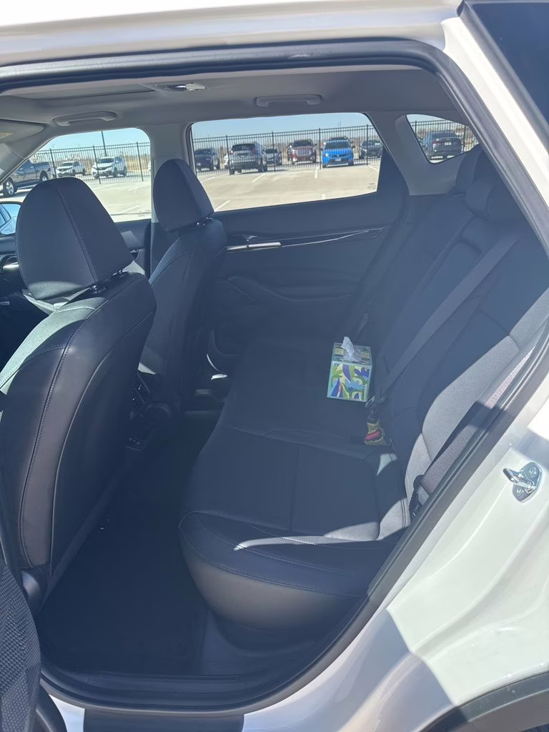 2026 Snow White Pearl Kia Seltos SX AWD SUV