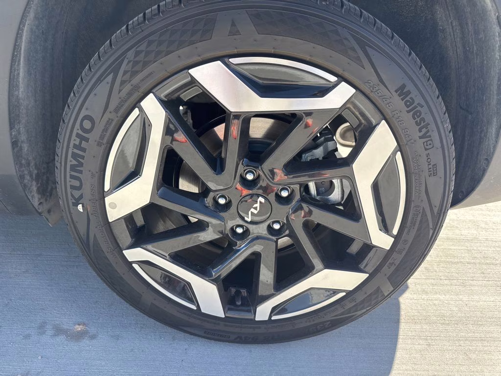 2026 Snow White Pearl Kia Seltos SX AWD SUV