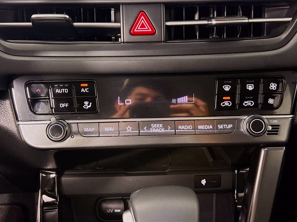 2026 Snow White Pearl Kia Seltos SX AWD SUV