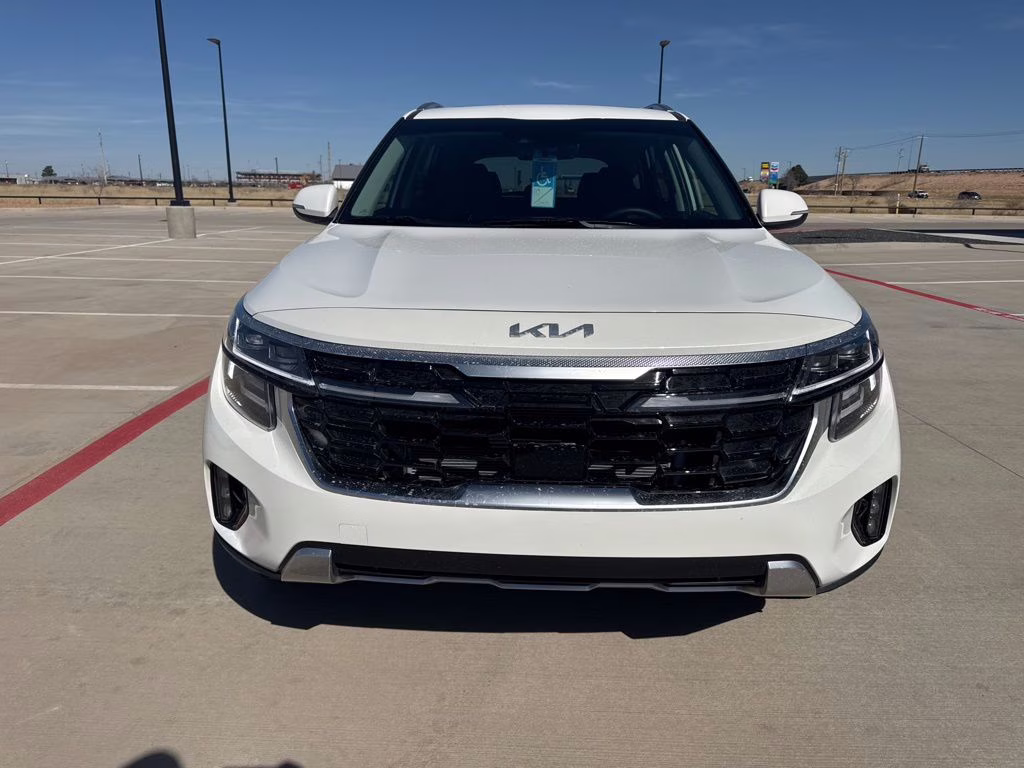 2026 Snow White Pearl Kia Seltos SX AWD SUV