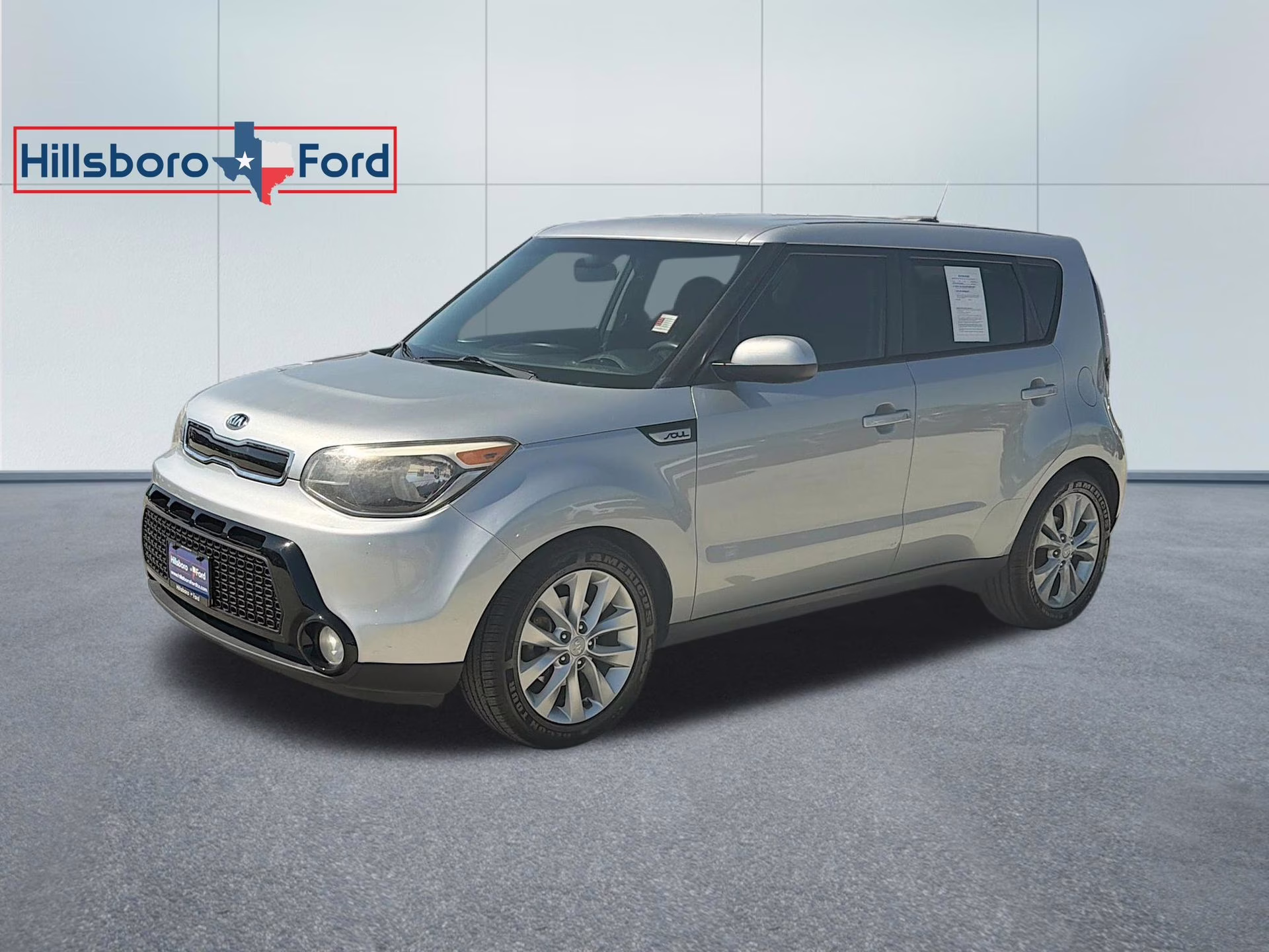 2016 Bright Silver Kia Soul Plus FWD Hatchback